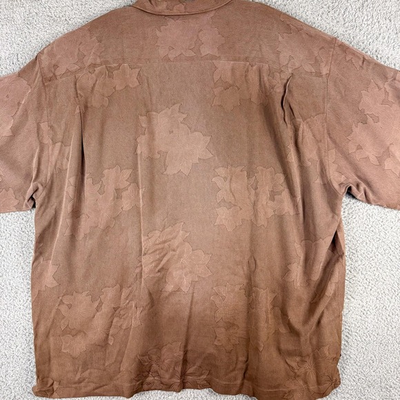 Tommy Bahama Shirt‎ Mens 2XL Brown 100% Silk Tonal Floral Hawaiian Aloha Camp - Picture 8 of 13